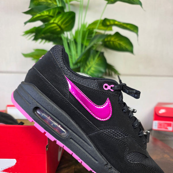 Nike Air Max 1 Valentine's Day Black maat 45