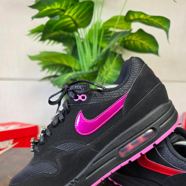 Nike Air Max 1 Valentine's Day Black maat 45