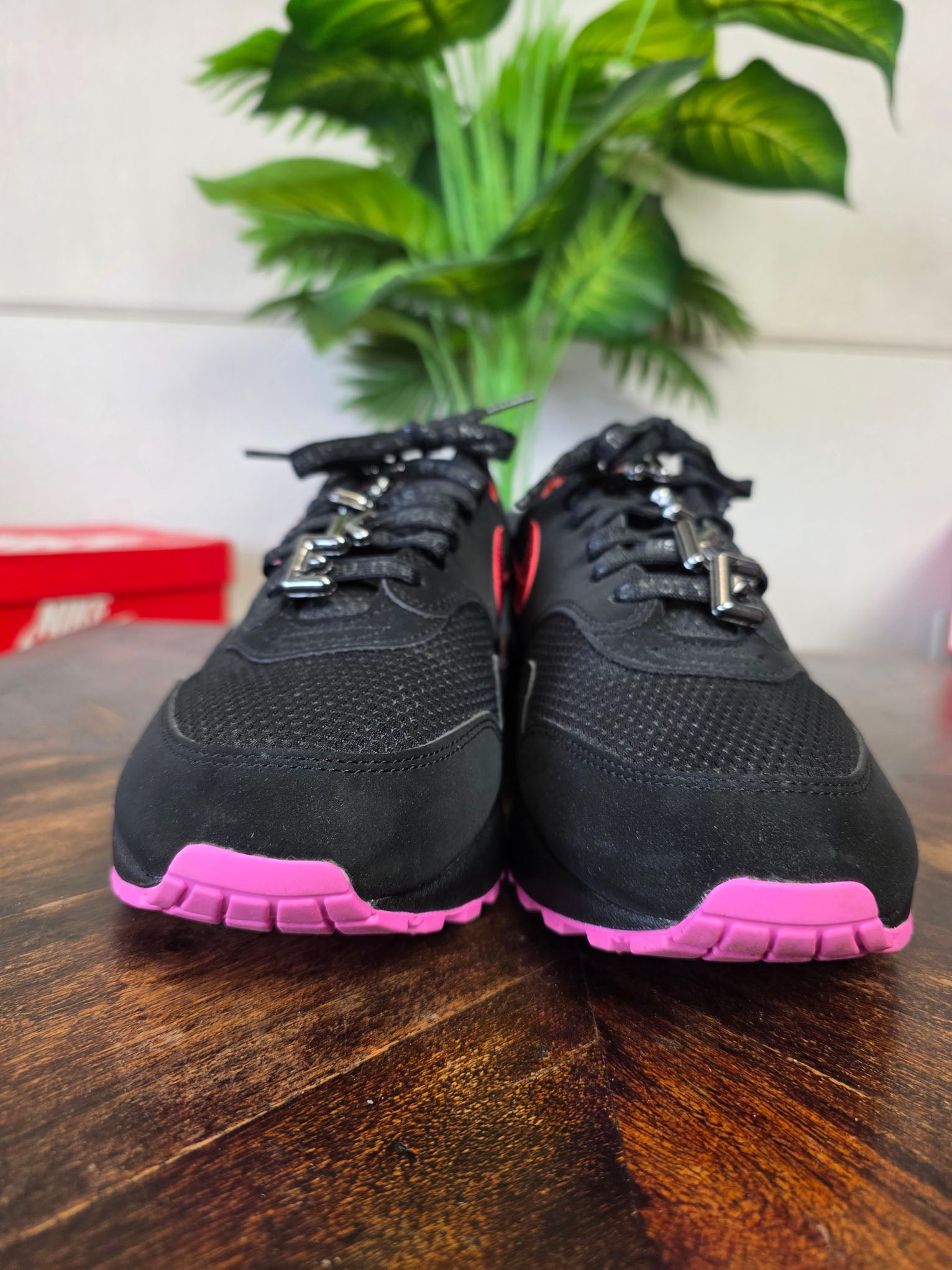 Nike Air Max 1 Valentine's Day Black maat 45