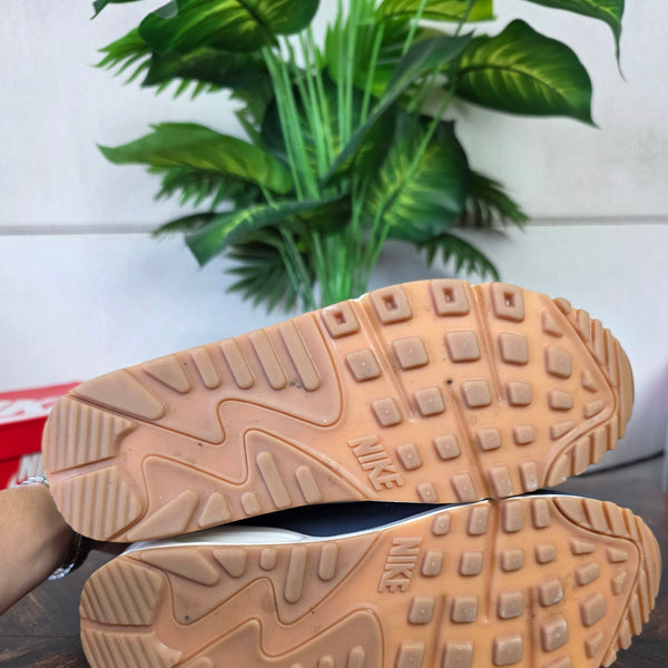Nike Air Max 90 Futura Medium Olive Navy maat 39