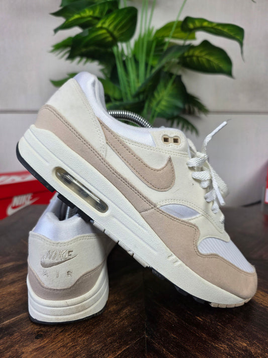 Nike Air Max 1 Pale Ivory maat 44,5