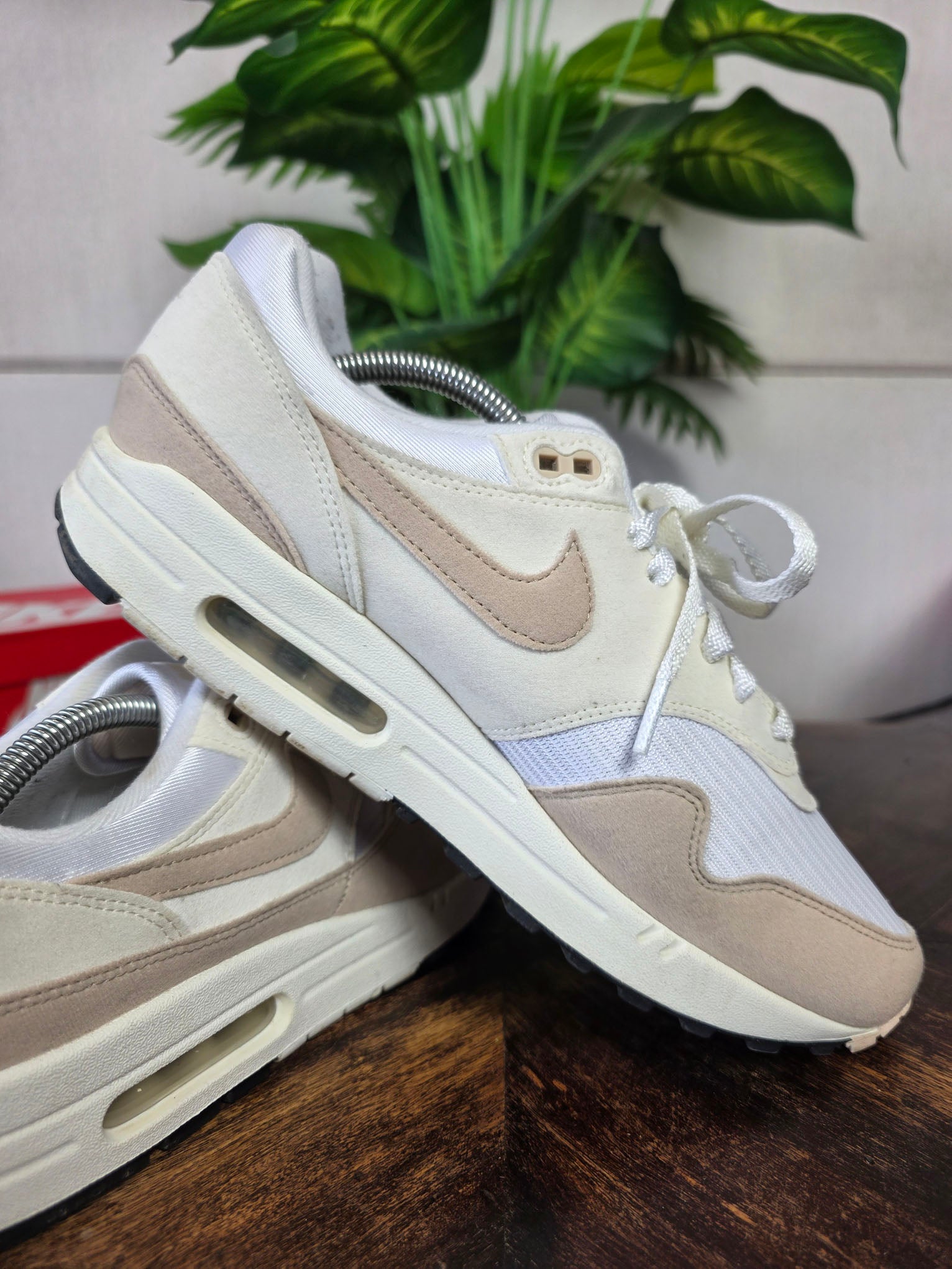 Nike Air Max 1 Pale Ivory maat 44,5