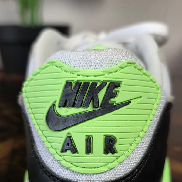 Nike Air Max 90 Vapor Green maat 42,5
