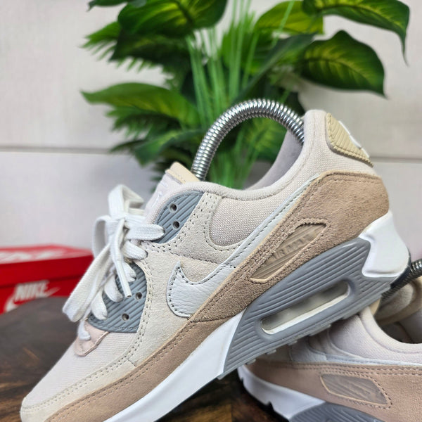 Nike Air Max 90 Premium 'Sanddrift' maat 37,5