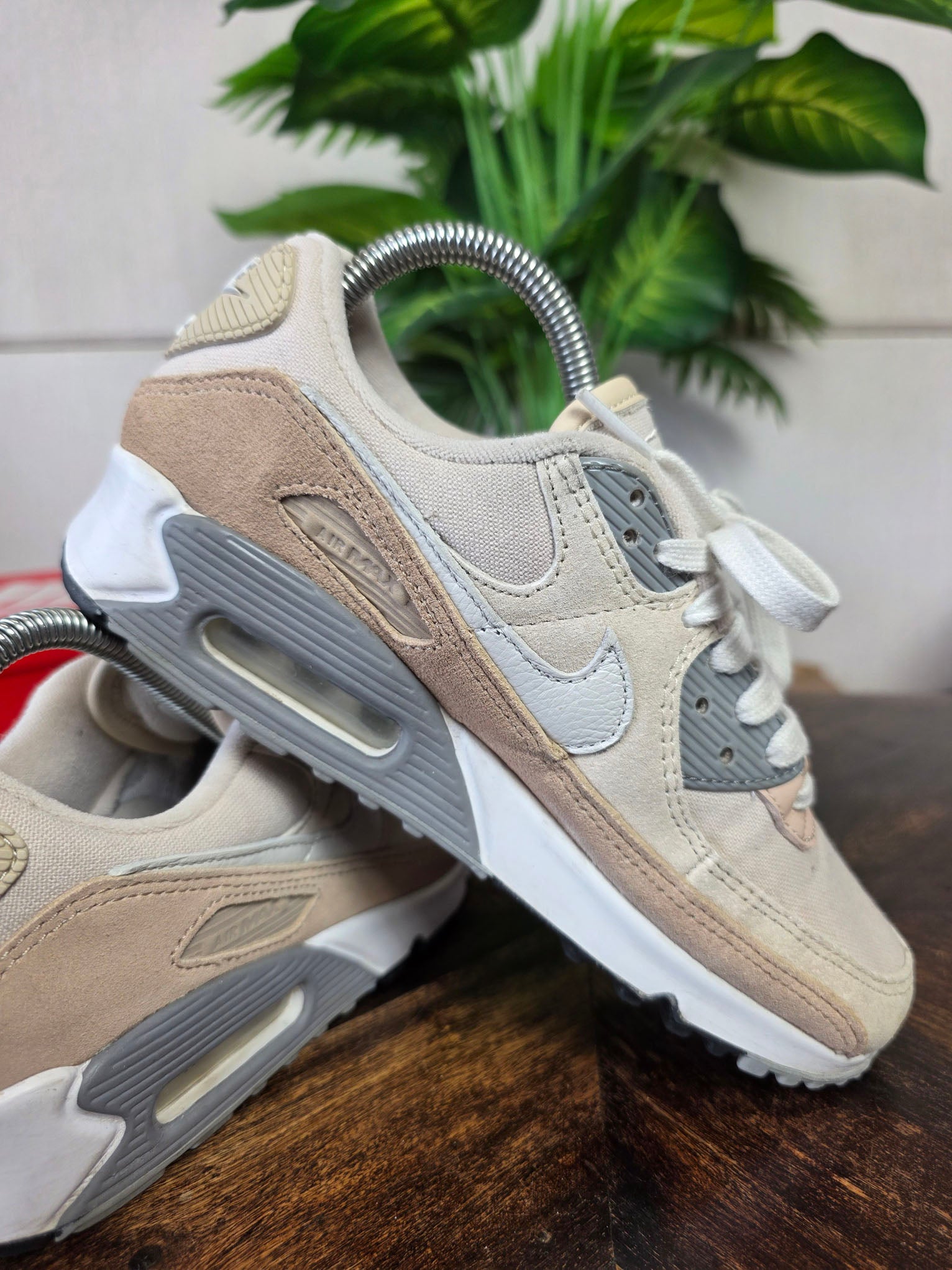 Nike Air Max 90 Premium 'Sanddrift' maat 37,5