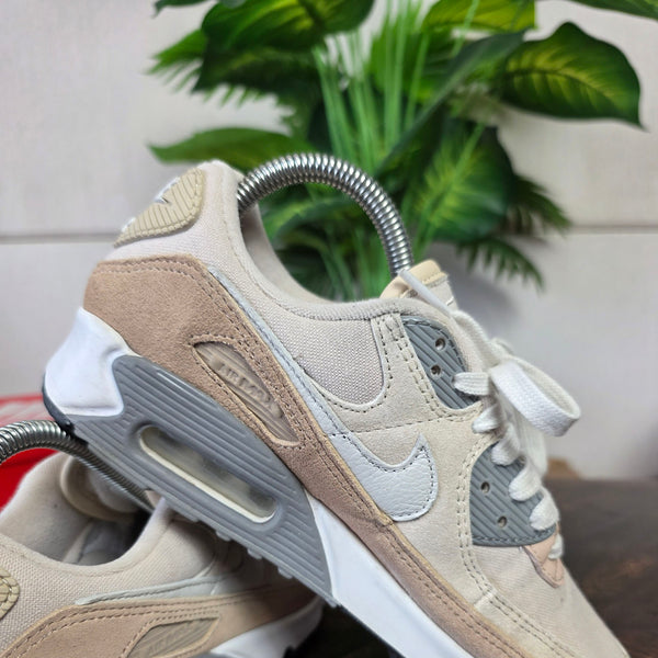 Nike Air Max 90 Premium 'Sanddrift' maat 37,5