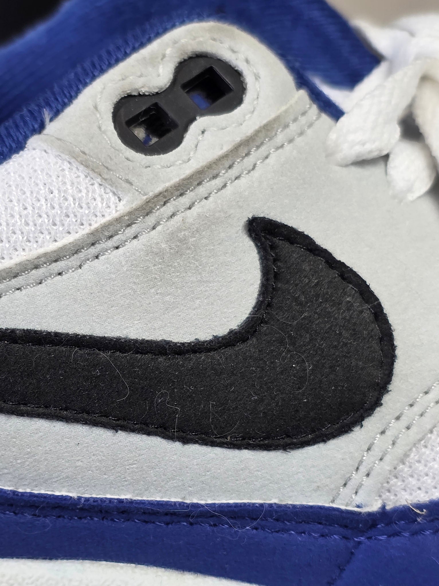 Nike Air Max 1 Deep Royal Blue maat 39