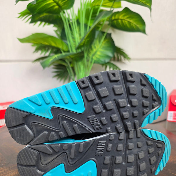 Nike Air Max 90 'Teal Nebula' maat 37,5