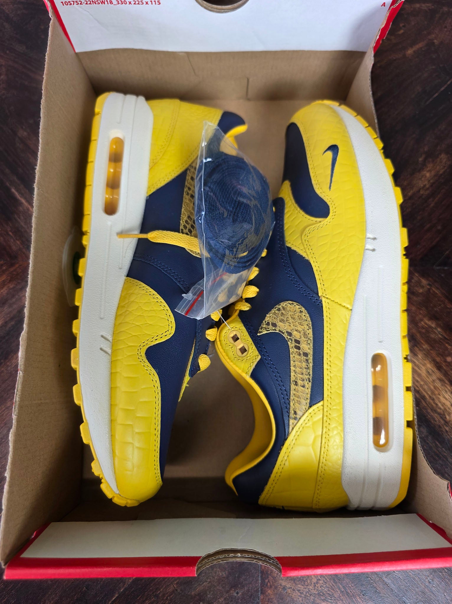 Nike Air Max 1 CO.JP Michigan maat 42,5