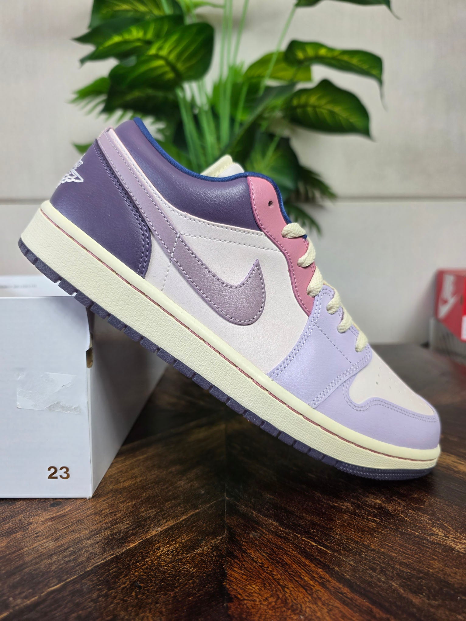 Nike Air Jordan 1 Low Pastel Purple maat 43