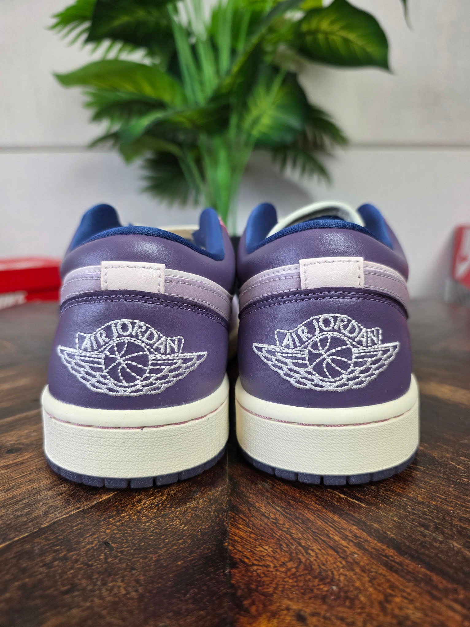 Nike Air Jordan 1 Low Pastel Purple maat 43