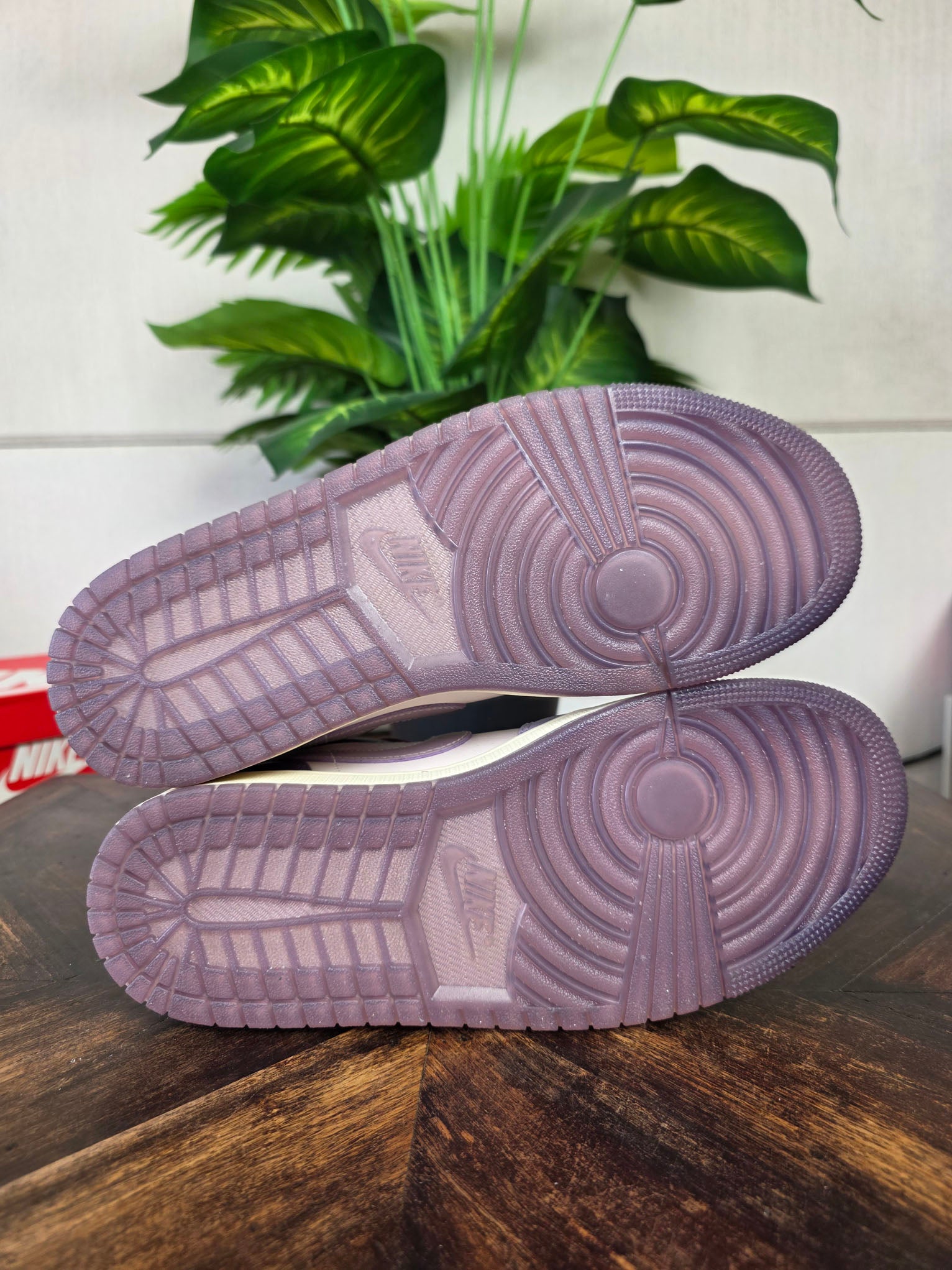 Nike Air Jordan 1 Low Pastel Purple maat 43