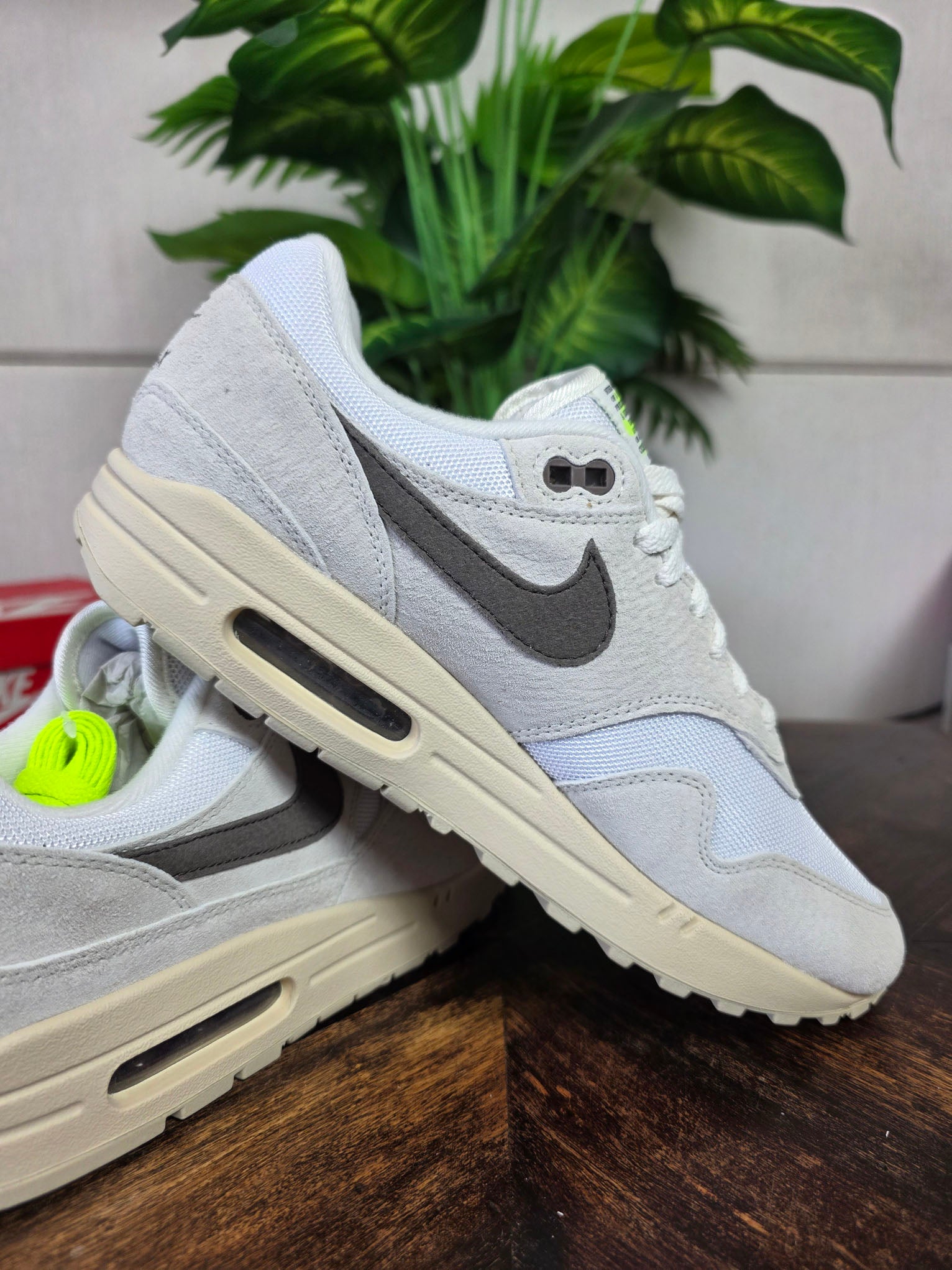 Nike Air Max 1 Sail Ironstone maat 42,5