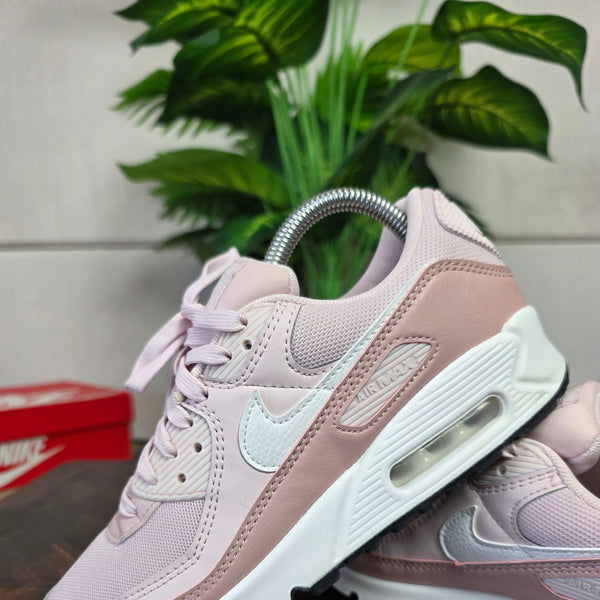 Nike Air Max 90 Barely Rose maat 38,5