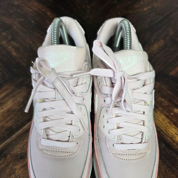 Nike Air Max 90 Barely Rose maat 38,5