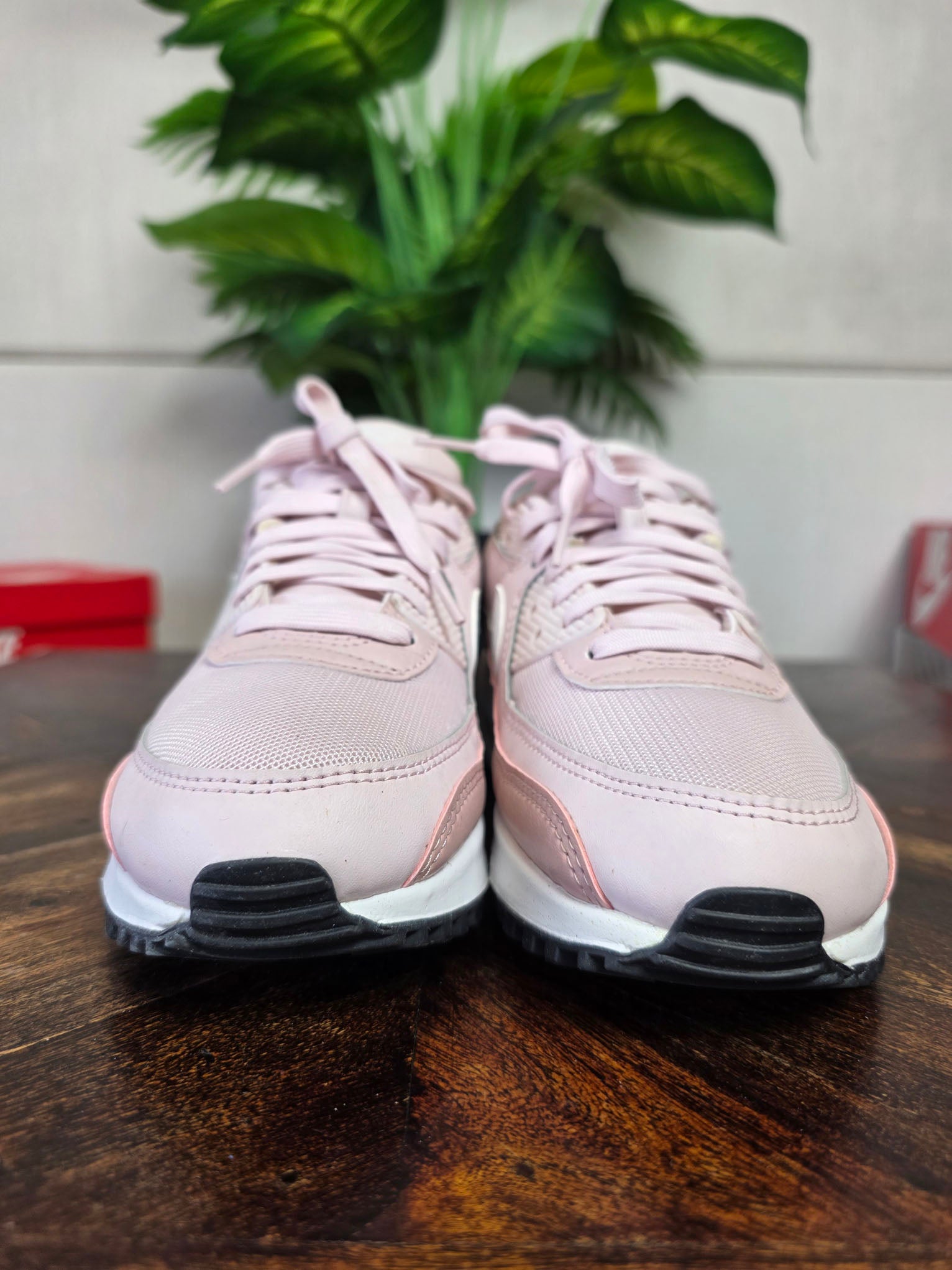 Nike Air Max 90 Barely Rose maat 38,5