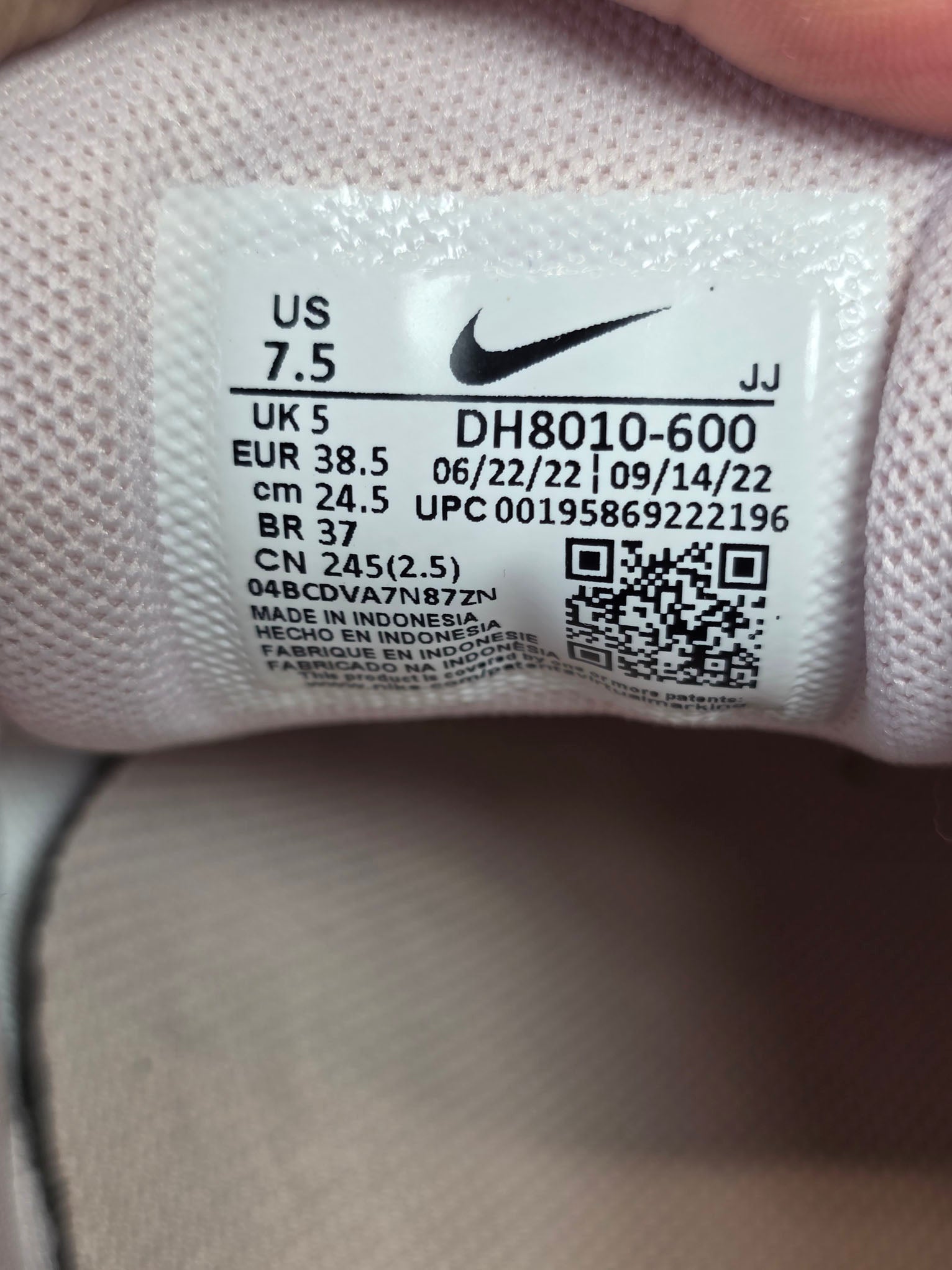 Nike Air Max 90 Barely Rose maat 38,5