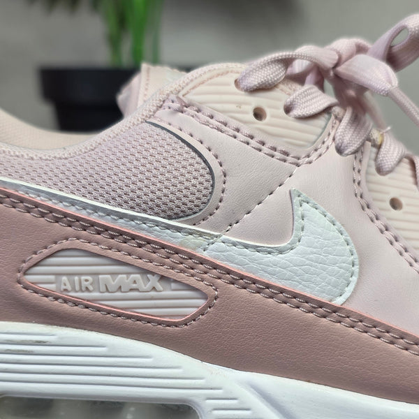 Nike Air Max 90 Barely Rose maat 38,5