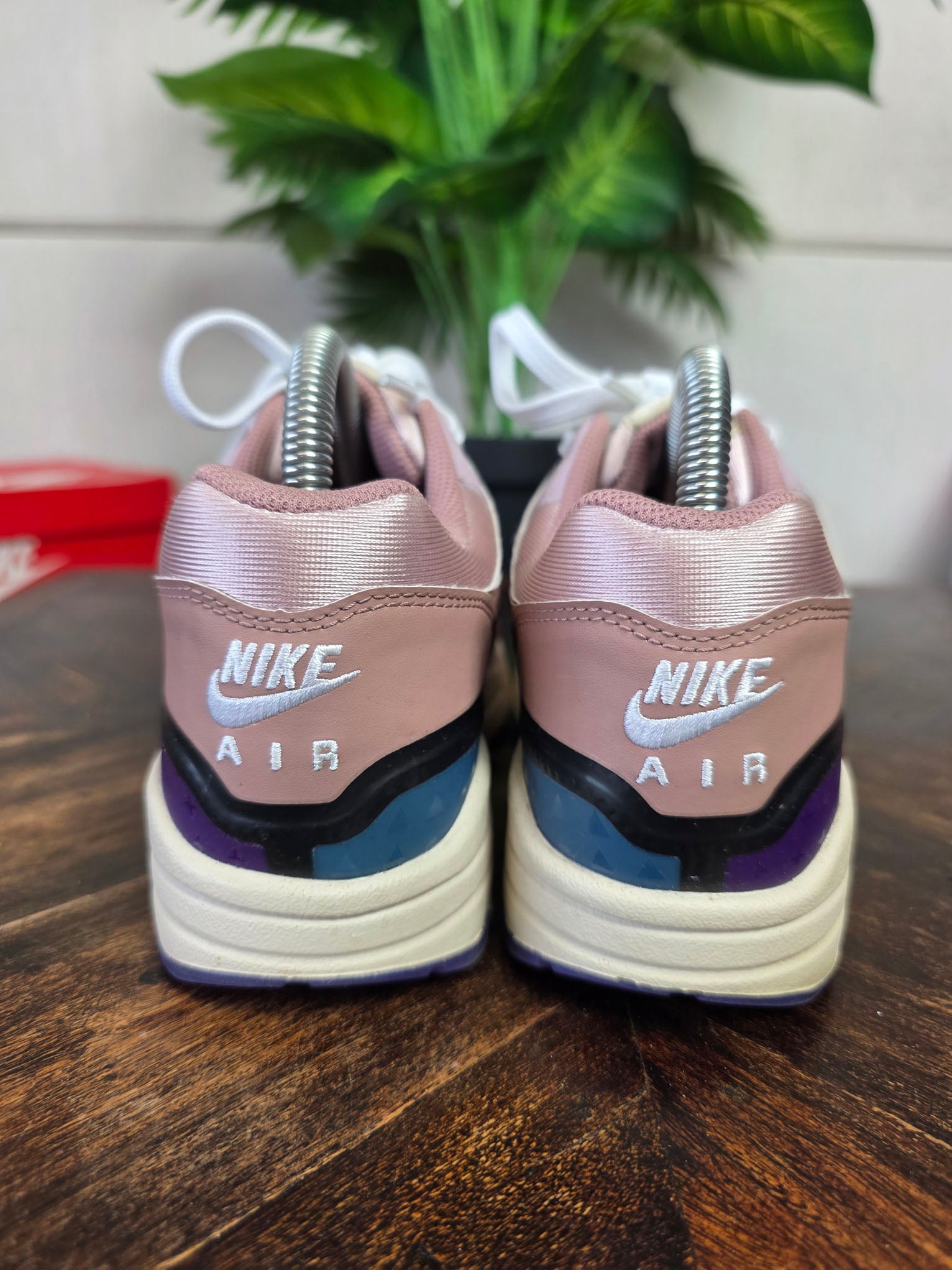 Nike Air Max 1 Premium Plum Fog Fossil Rose maat 38