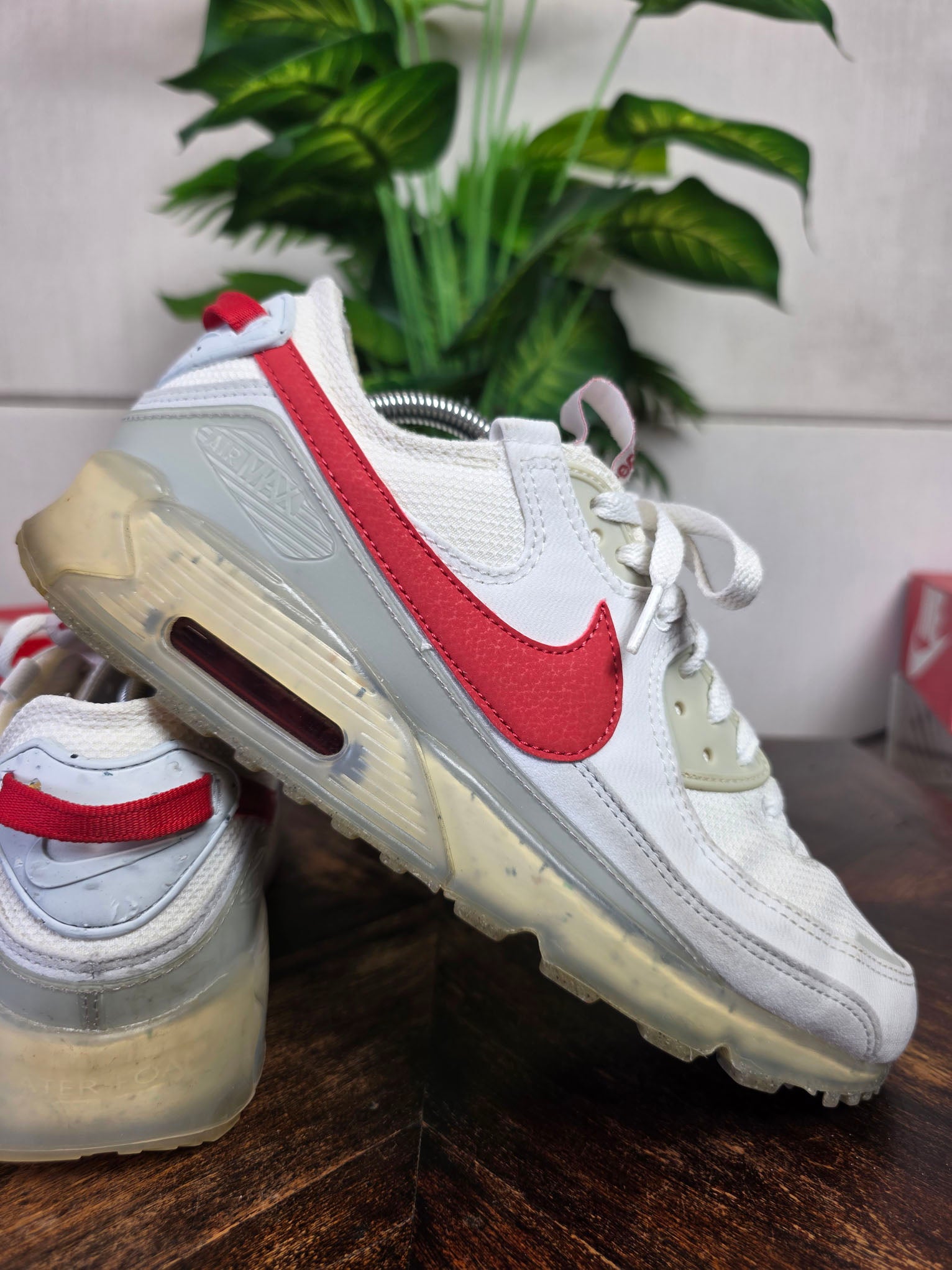 Nike Air Max 90 Terrascape Summit White Red Clay maat 44