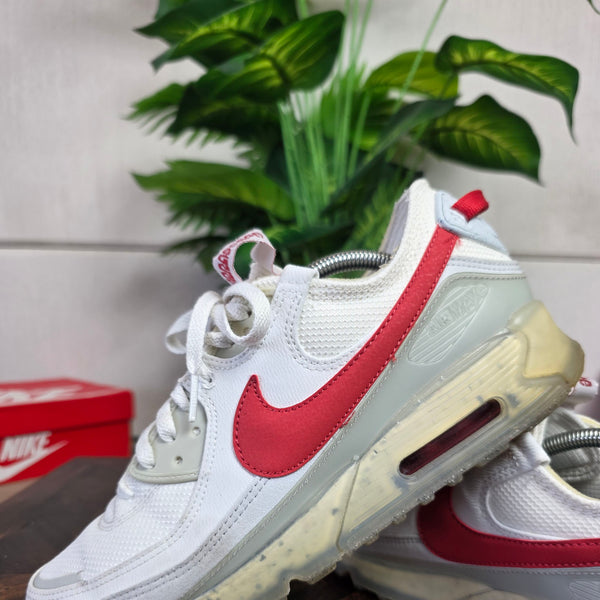 Nike Air Max 90 Terrascape Summit White Red Clay maat 44