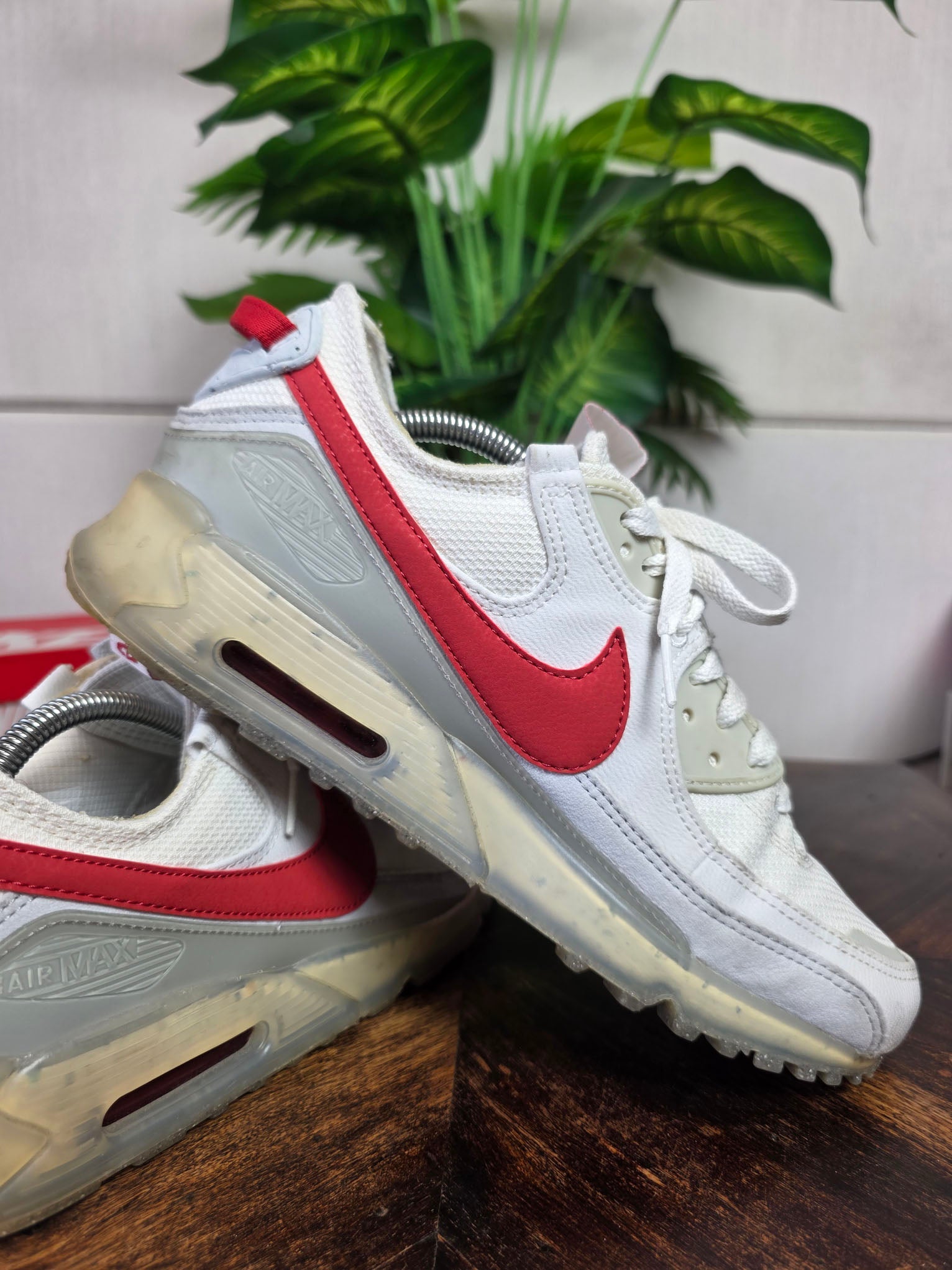 Nike Air Max 90 Terrascape Summit White Red Clay maat 44