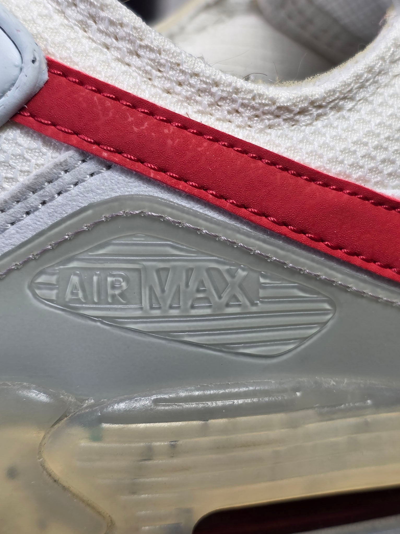 Nike Air Max 90 Terrascape Summit White Red Clay maat 44