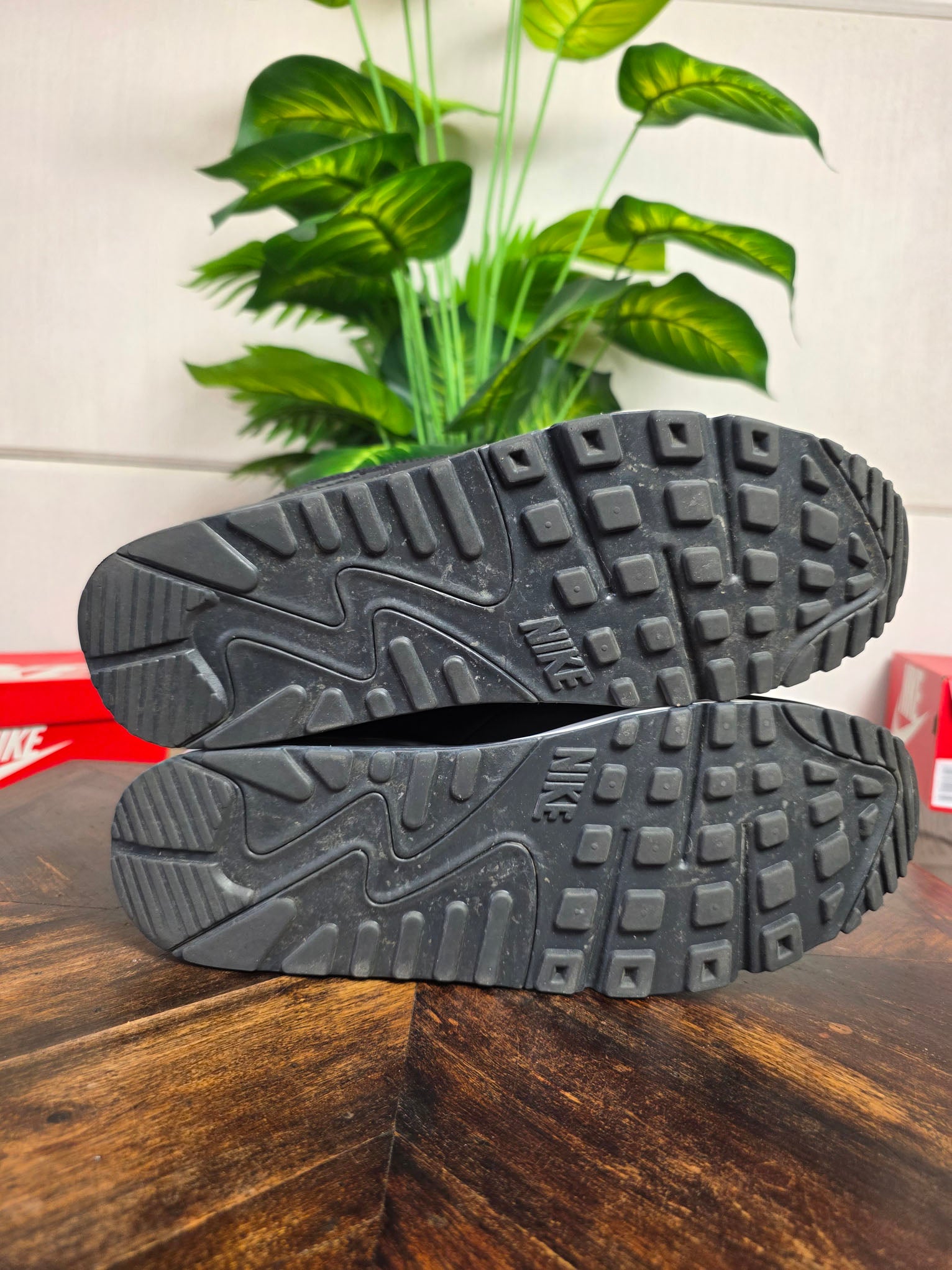 Nike Air Max 90 Jewel Black maat 48,5