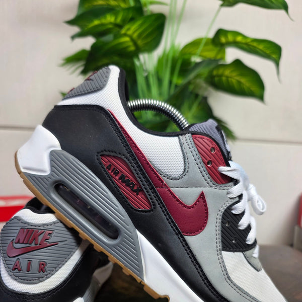 Nike Air Max 90 Cool Team Red maat 42,5
