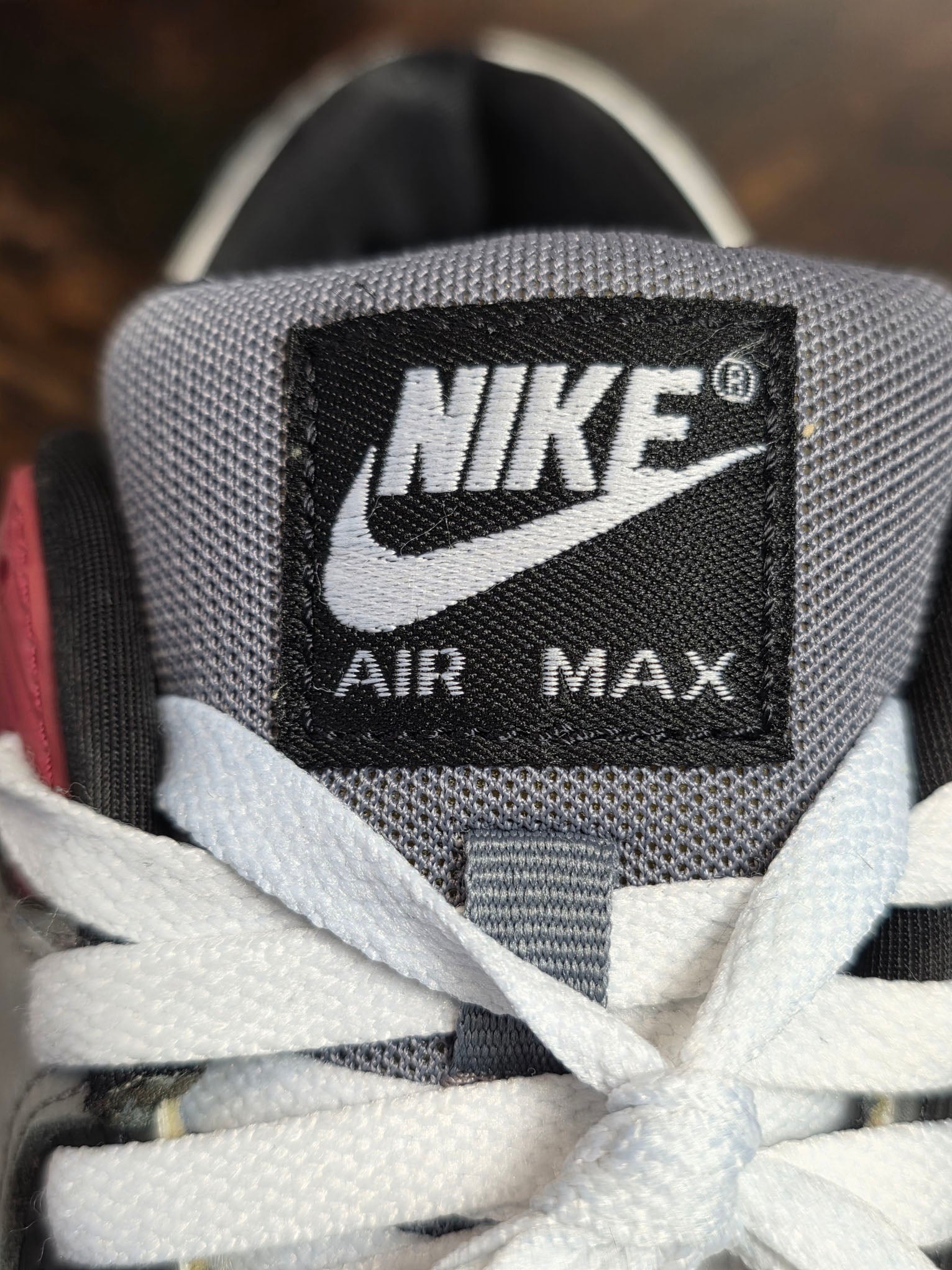 Nike Air Max 90 Cool Team Red maat 42,5
