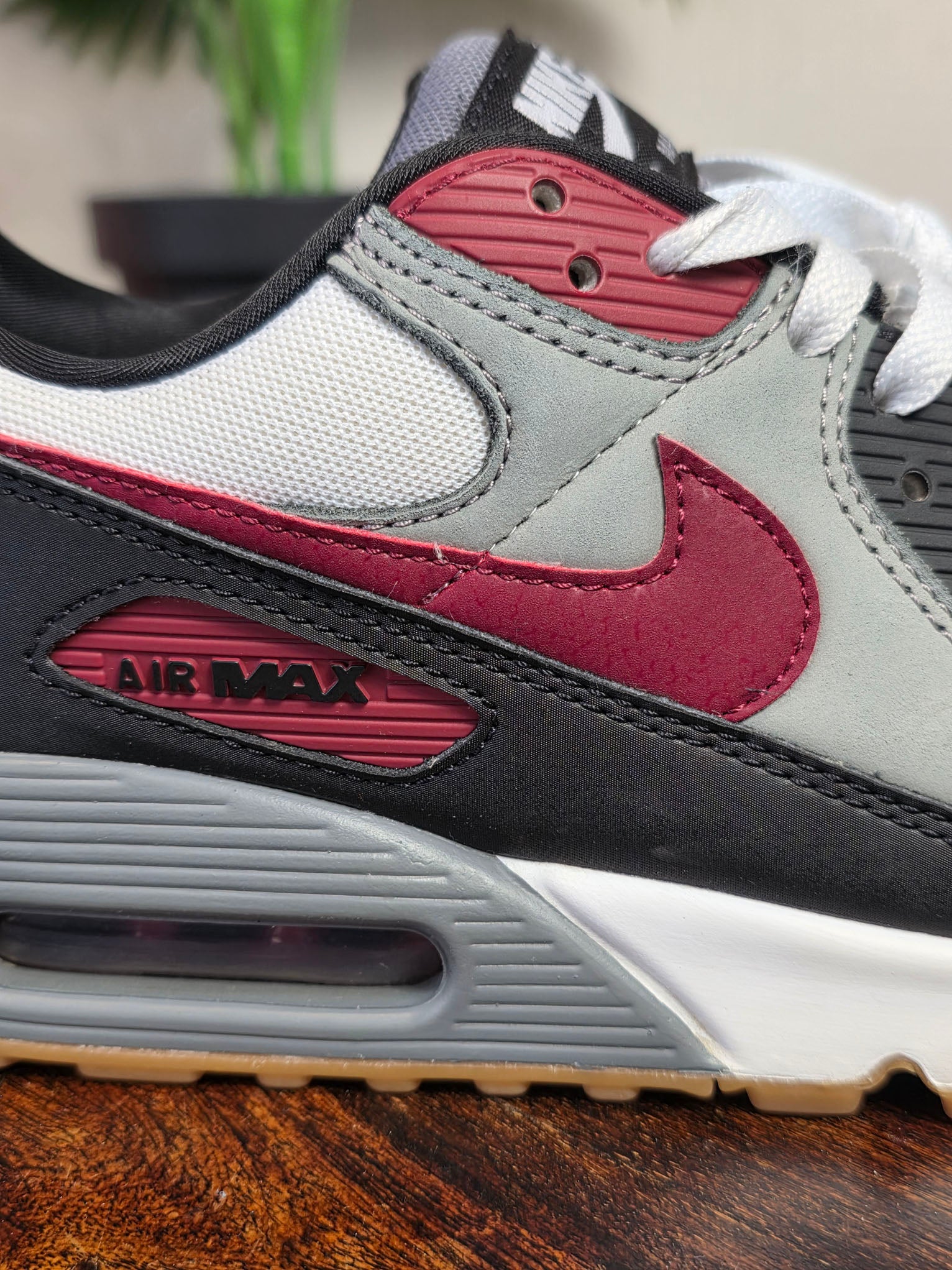 Nike Air Max 90 Cool Team Red maat 42,5