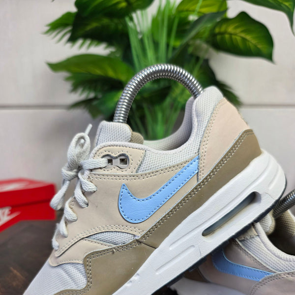 Nike Air Max 1 GS Khaki Psychic Blue maat 36