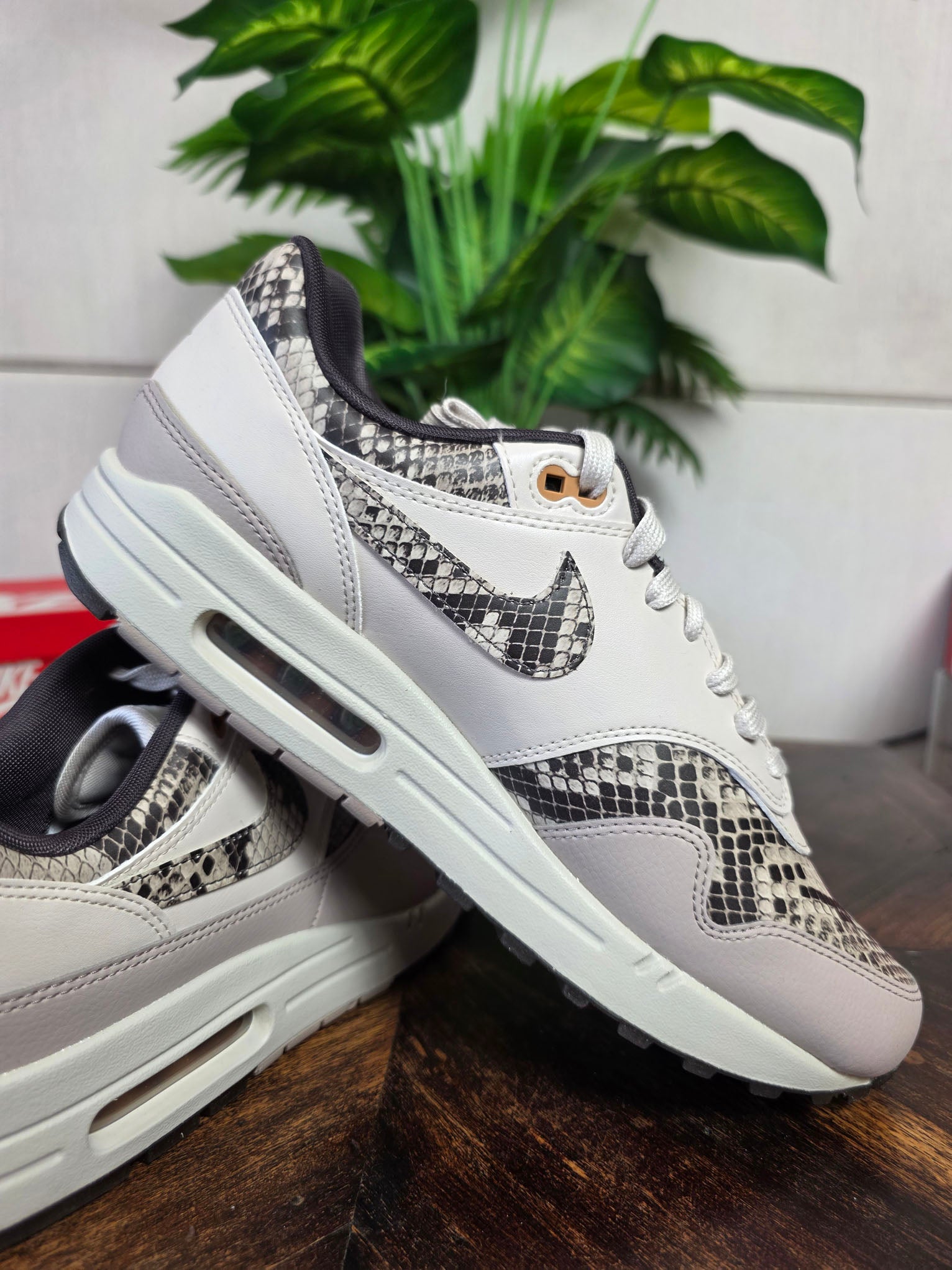 Nike Air Max 1 '87 "Snakeskin" maat 44