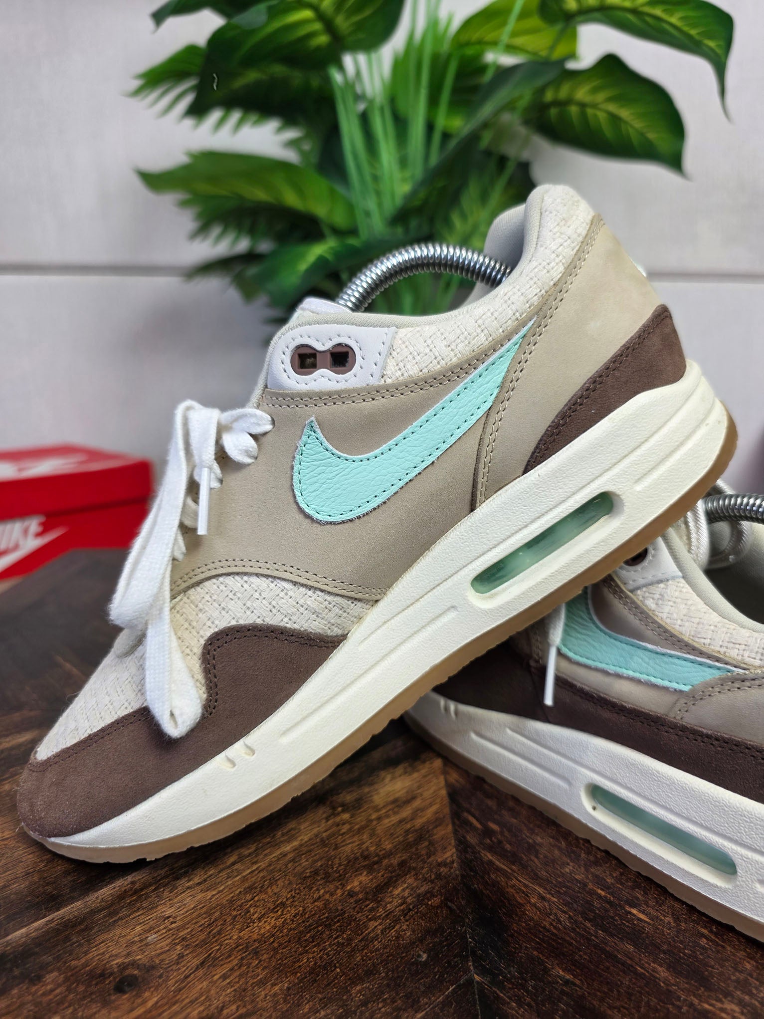 Nike Air Max 1 Crepe Hemp maat 42