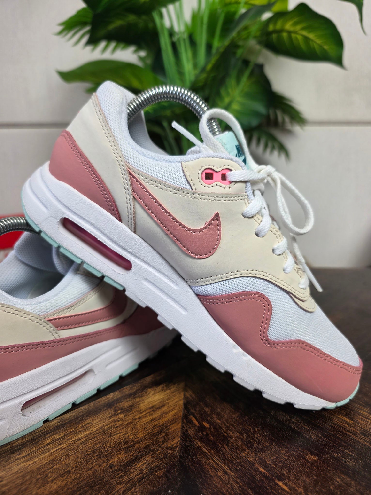 Nike Air Max 1 GS Guava Ice maat 38,5