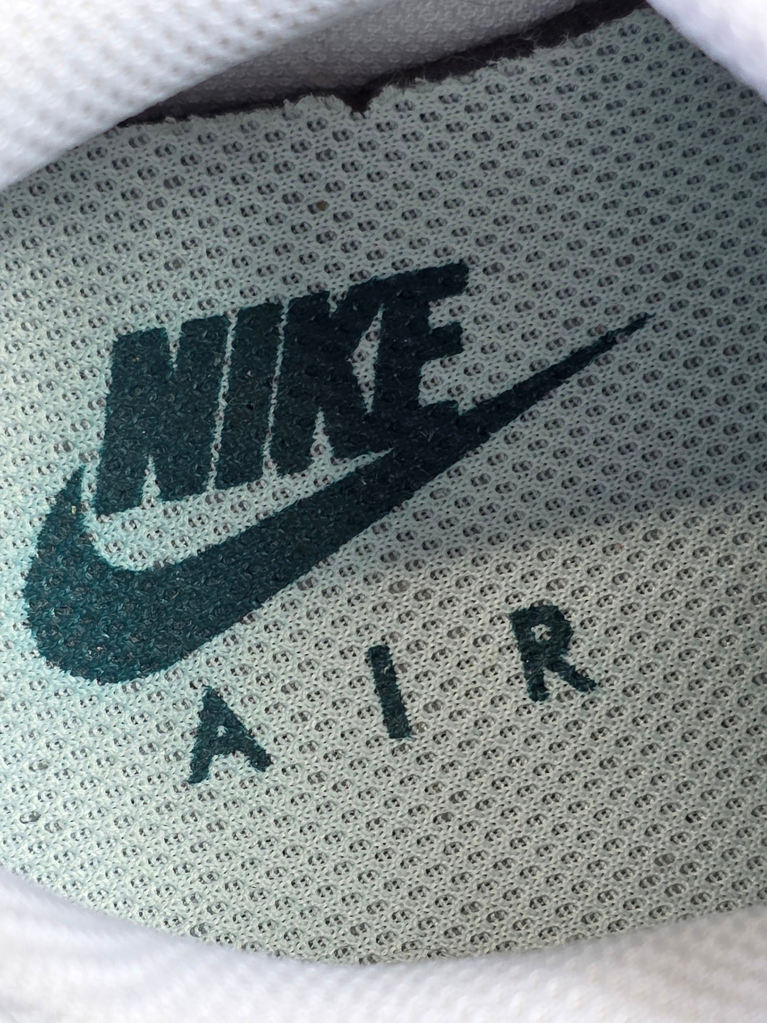 Nike Air Max 1 GS Guava Ice maat 38,5