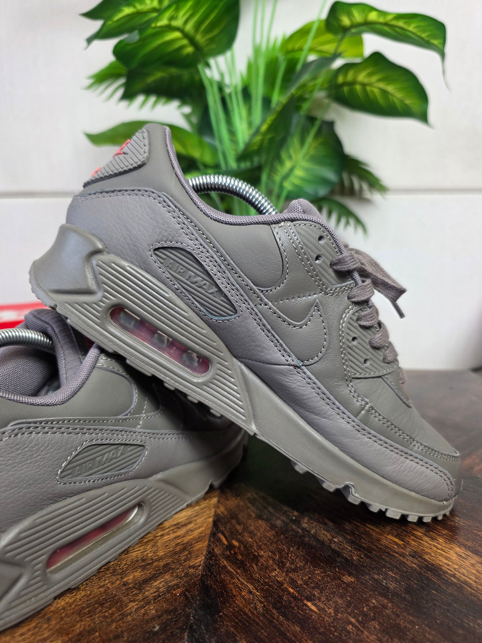 Nike Air Max 90 ESS+ Cave Stone maat 44