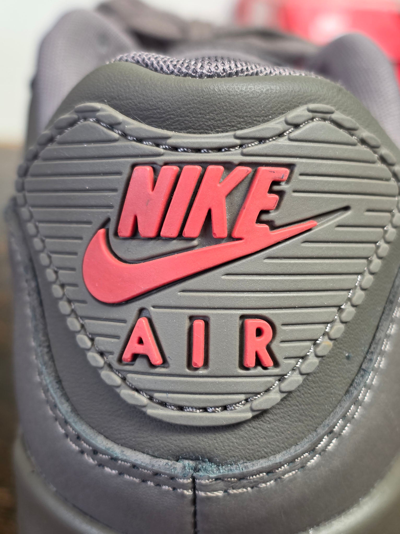 Nike Air Max 90 ESS+ Cave Stone maat 44