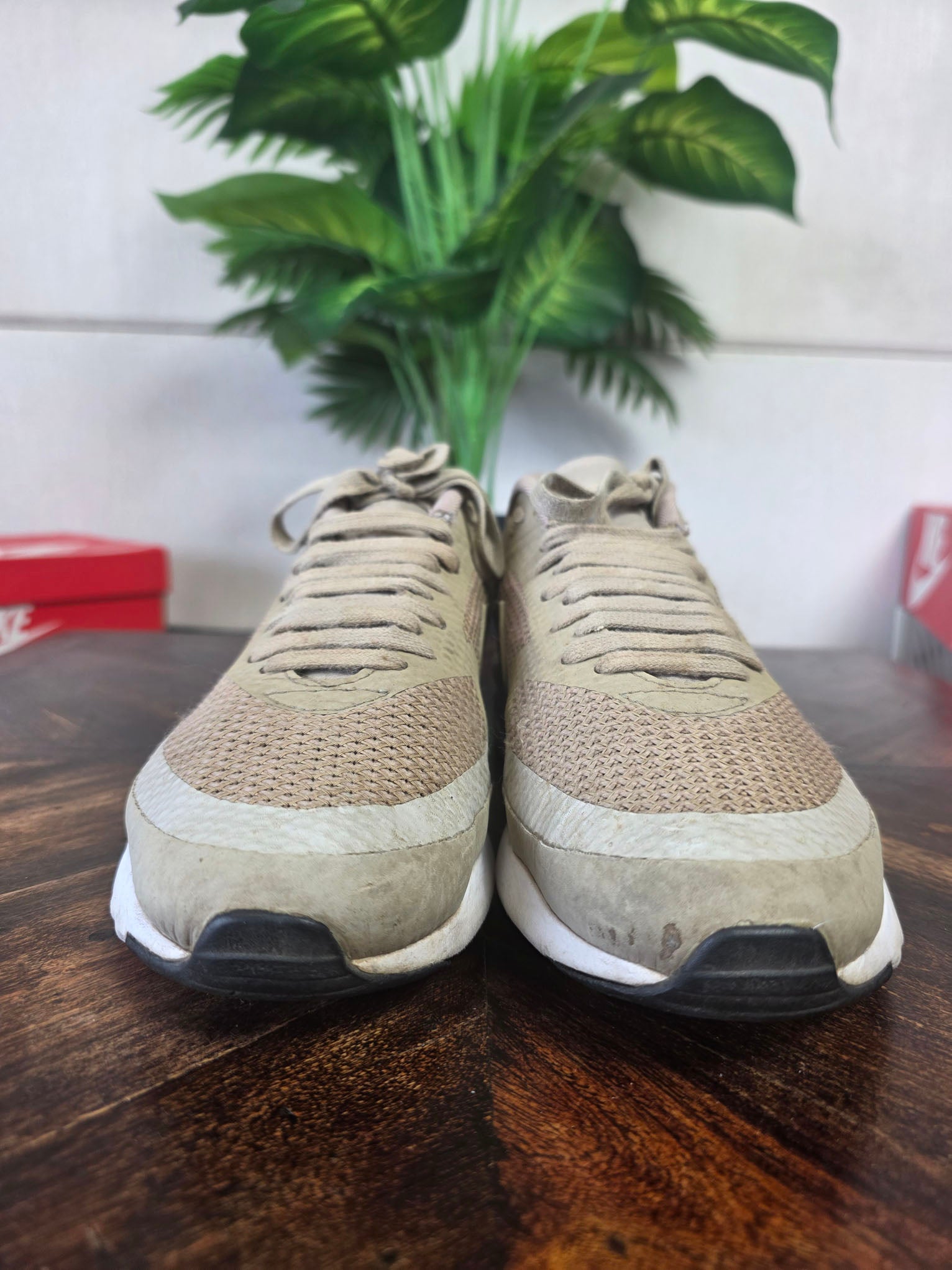 Nike Air Max BW Ultra Khaki Pale Grey maat 43