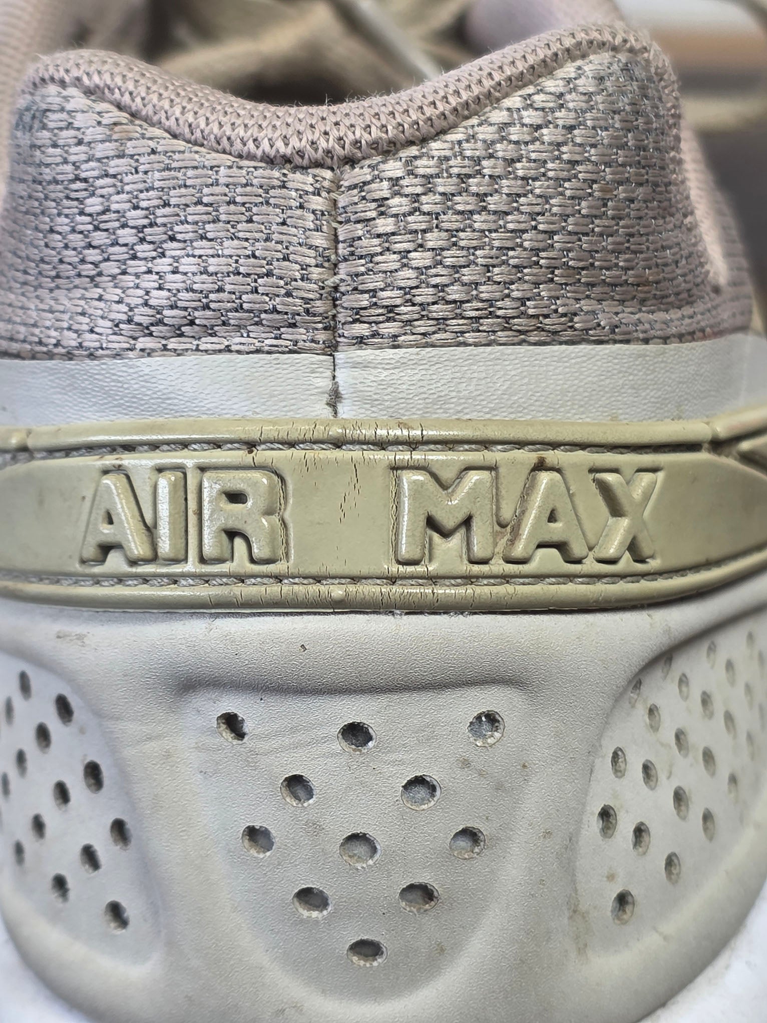 Nike Air Max BW Ultra Khaki Pale Grey maat 43