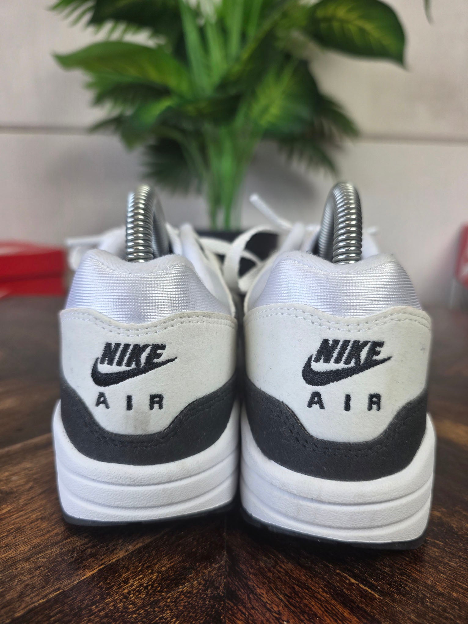 Nike Air Max 1 Black and White maat 38