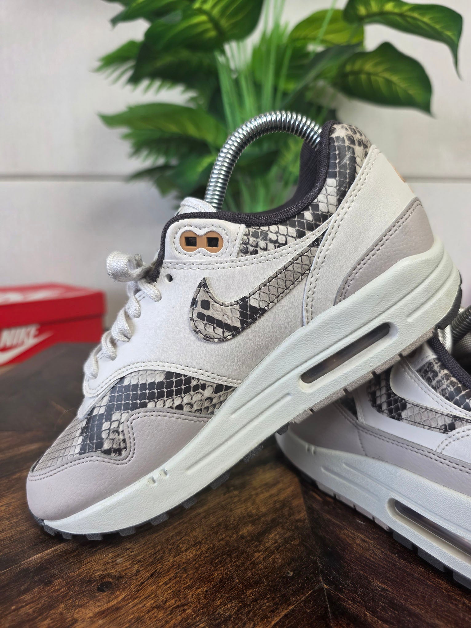 Nike Air Max 1 Snakeskin maat 37,5