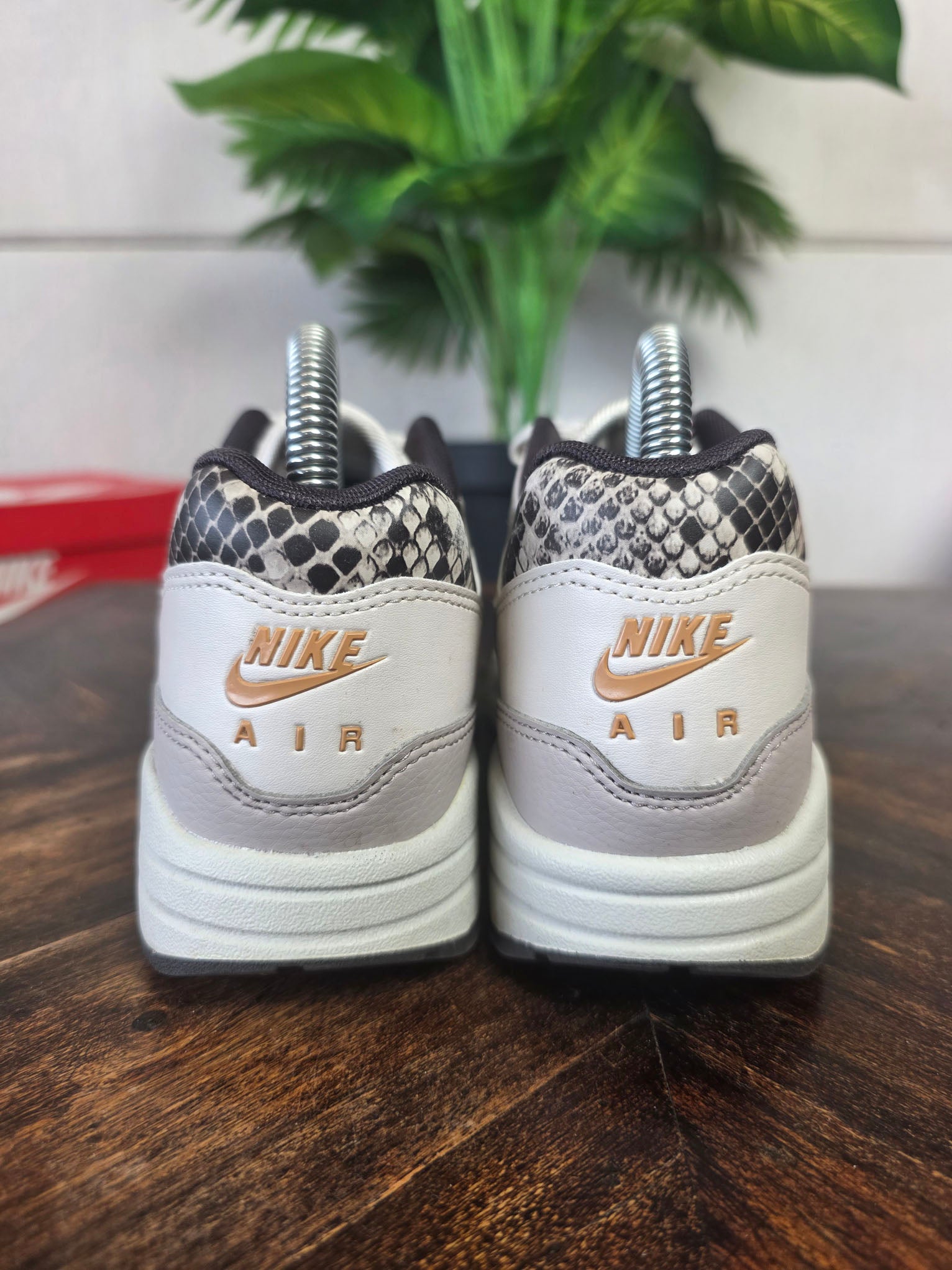 Nike Air Max 1 Snakeskin maat 37,5