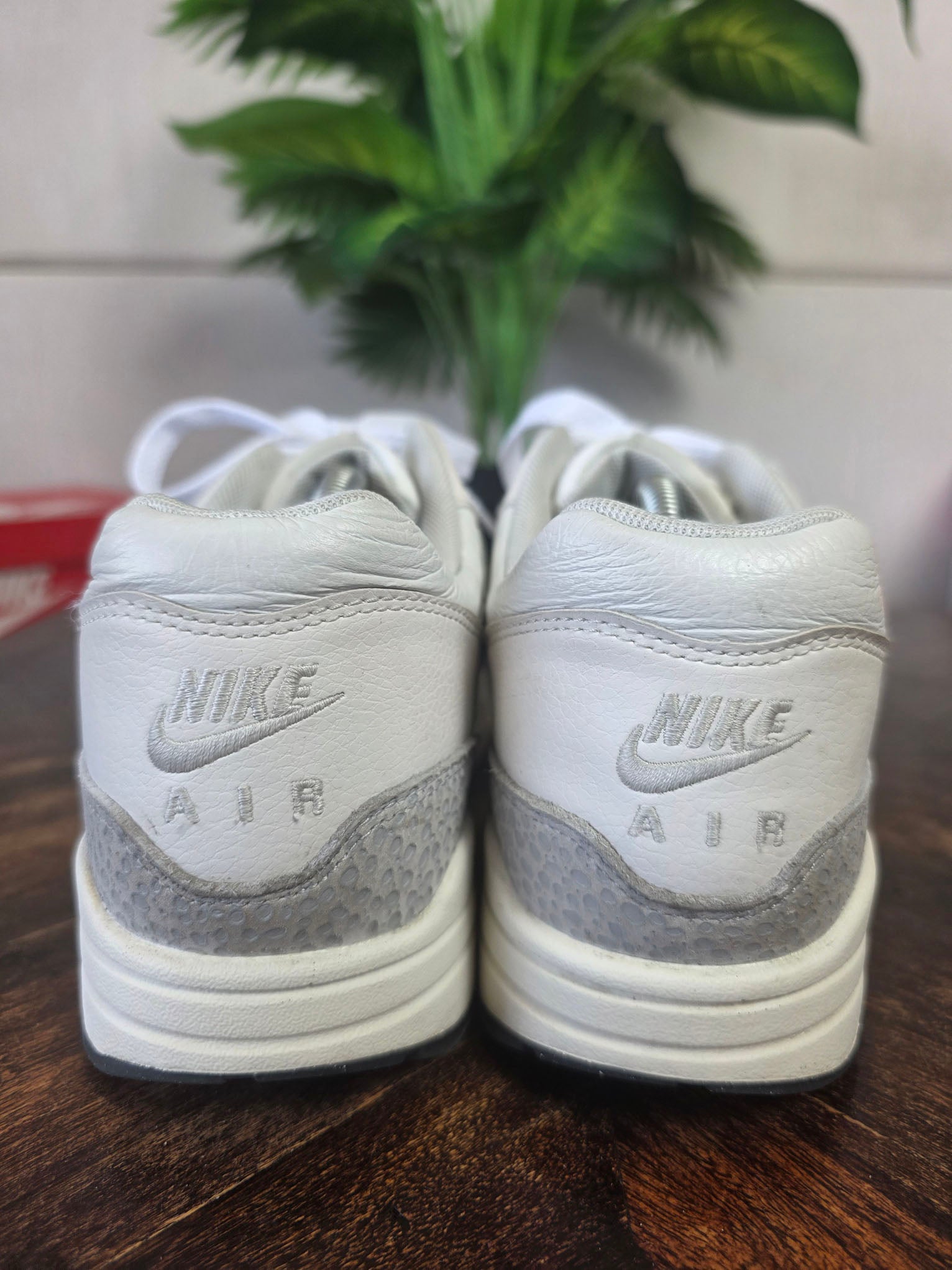 Nike Air Max 1 Summit White maat 44,5