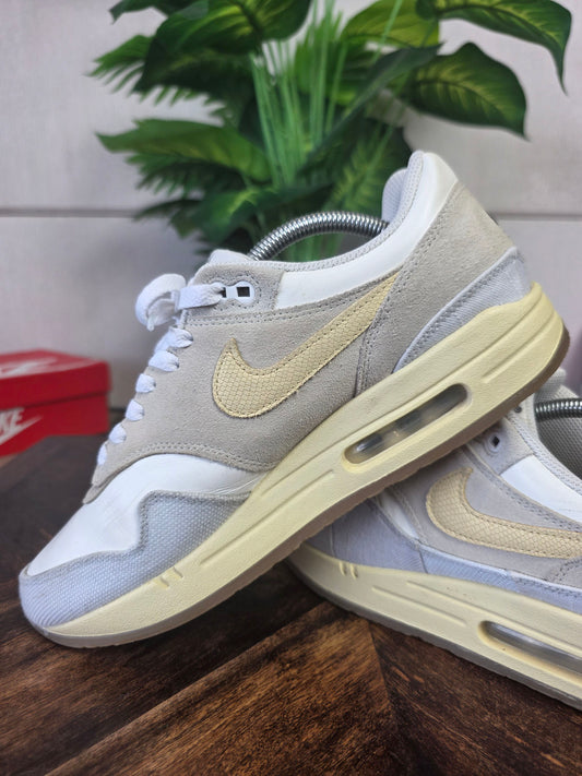 Nike Air Max 1 Crepe Light Bone maat 43