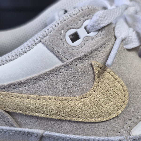 Nike Air Max 1 Crepe Light Bone maat 43