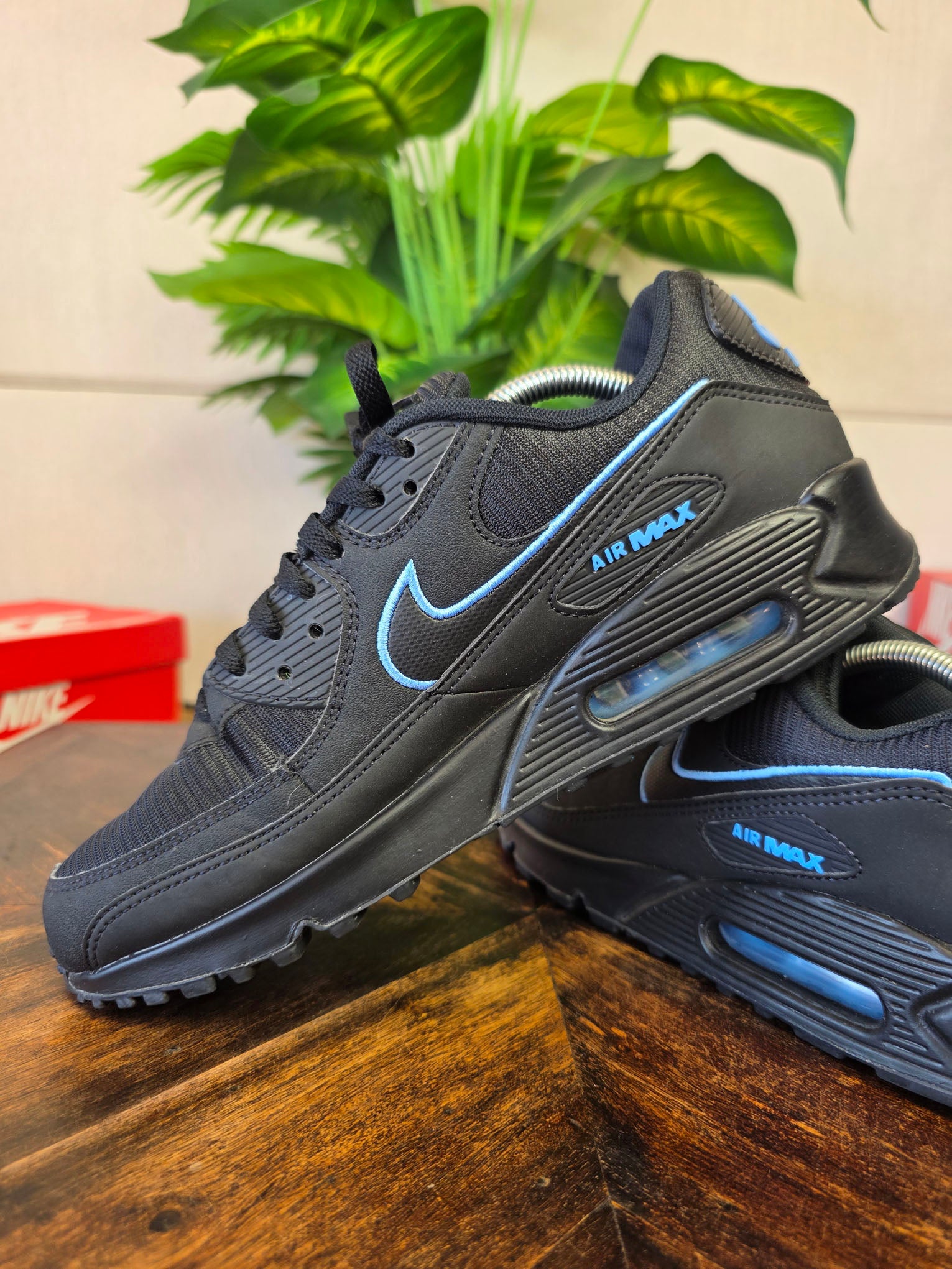 Nike Air Max 90 Black University Blue maat 44