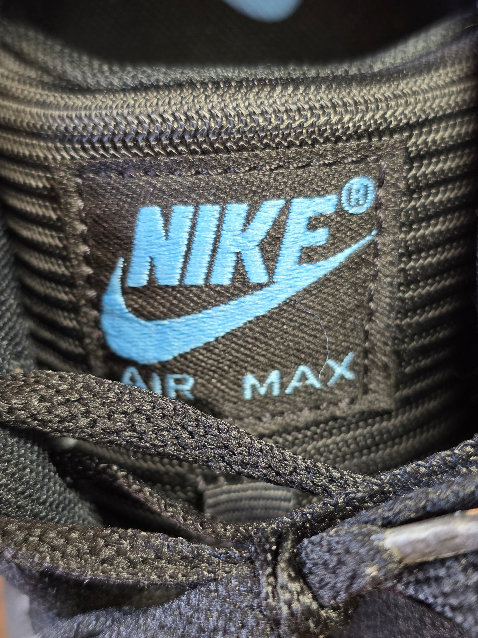 Nike Air Max 90 Black University Blue maat 44