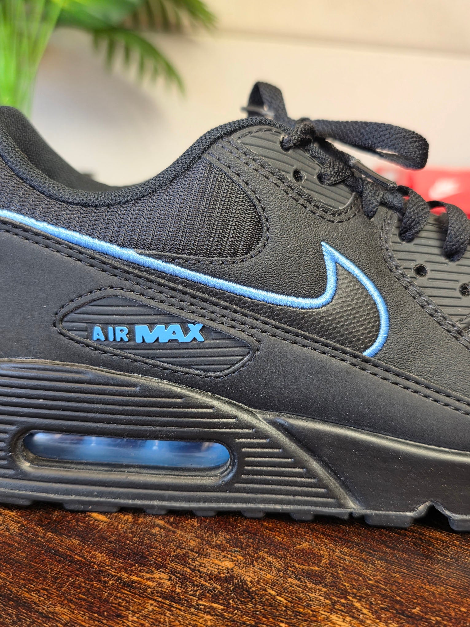Nike Air Max 90 Black University Blue maat 44