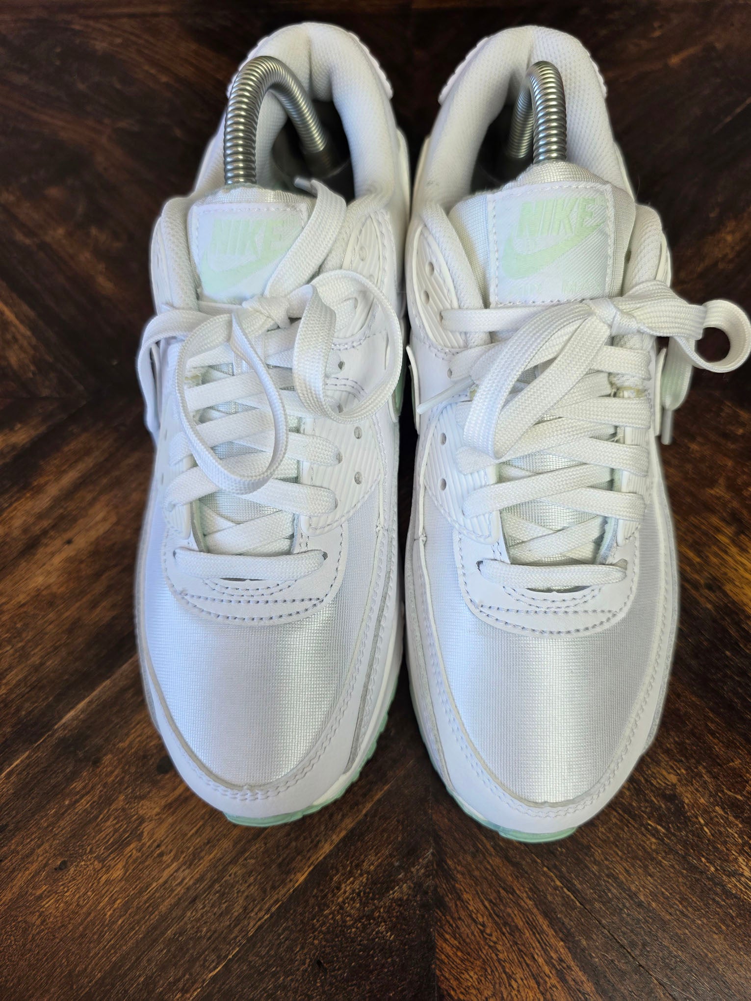 Nike Air Max 90 Pistachio Frost maat 40